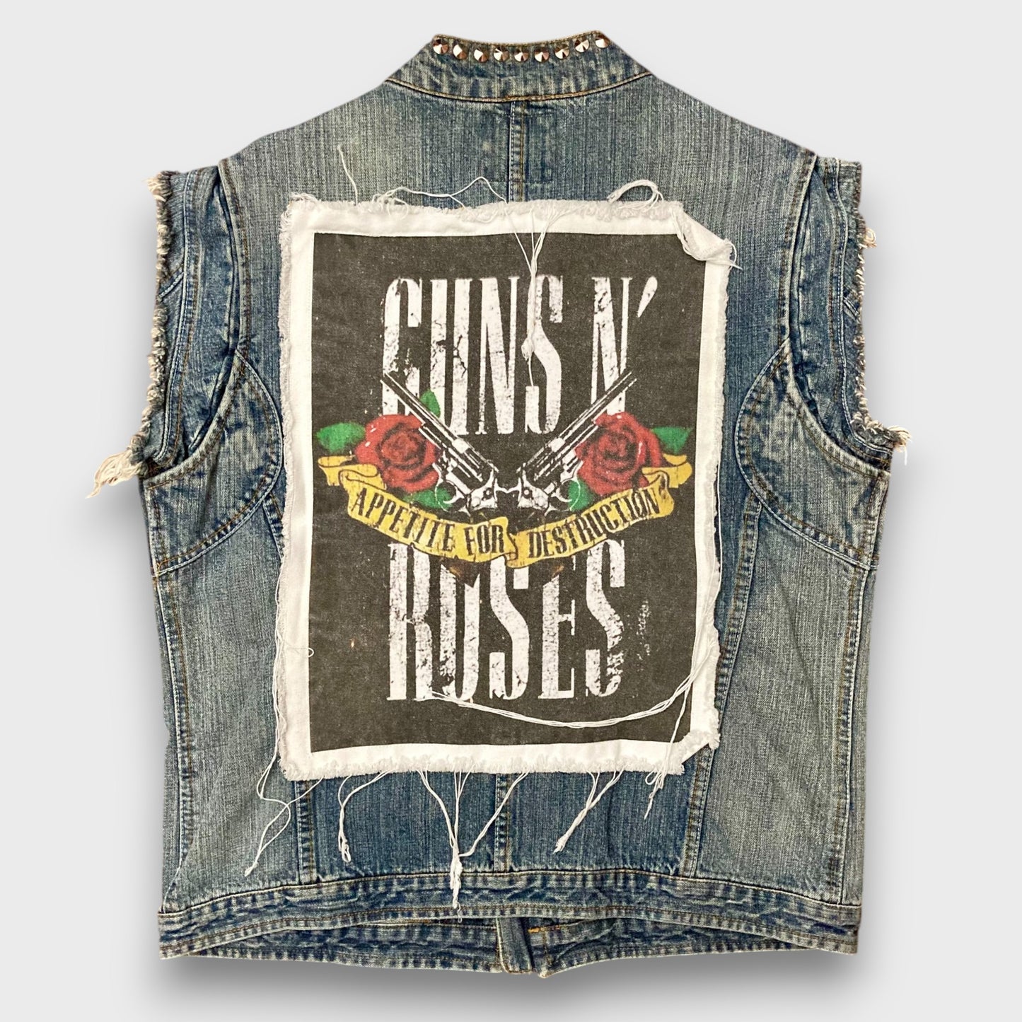 Gilet con patch Guns N' Roses
