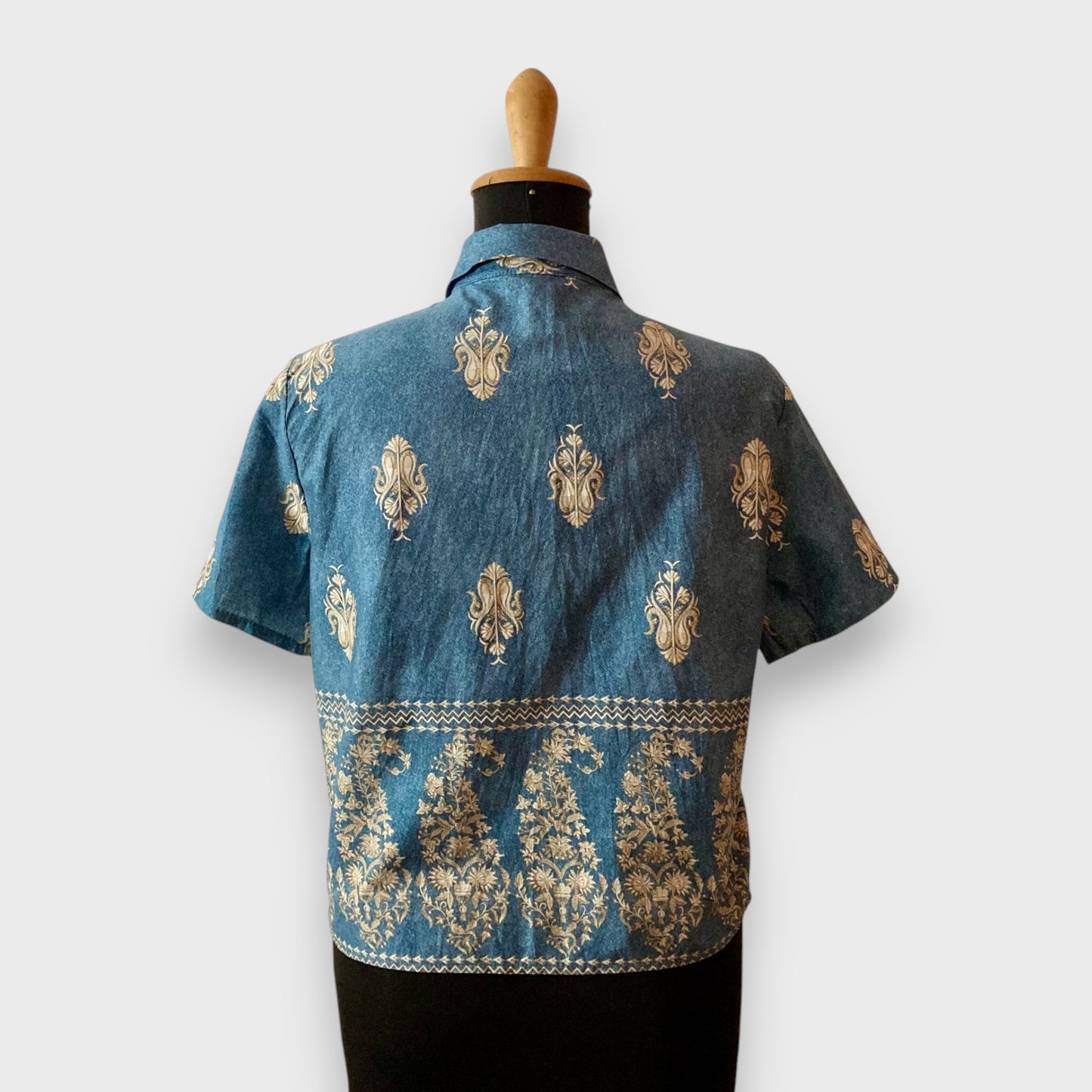 Camicia asimmetrica